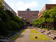 大阪産業大学